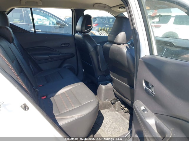3N1CP5CU4JL517376 Nissan Kicks S/sr/sv