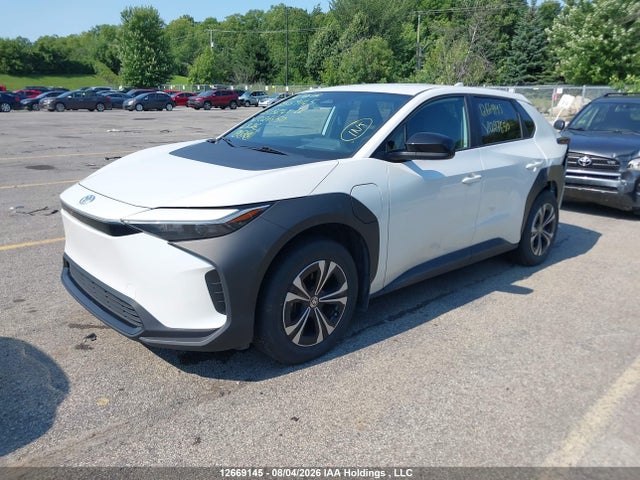 2023 Toyota Bz4x Le მანქანა იყიდება აუქციონზე, vin: JTMAAAAA3PA027650, აუქციონის ნომერი: 12669145