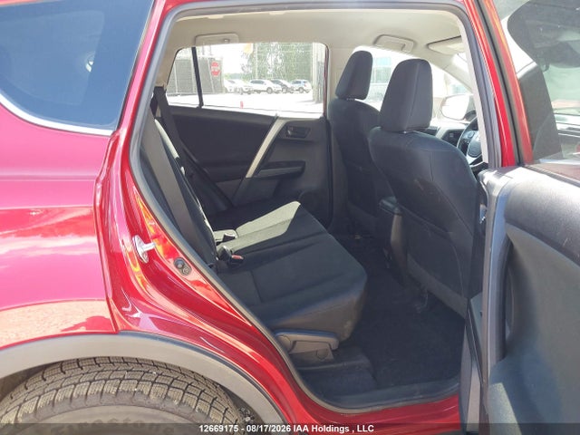 2T3ZFREV5HW318220 Toyota RAV4 LE