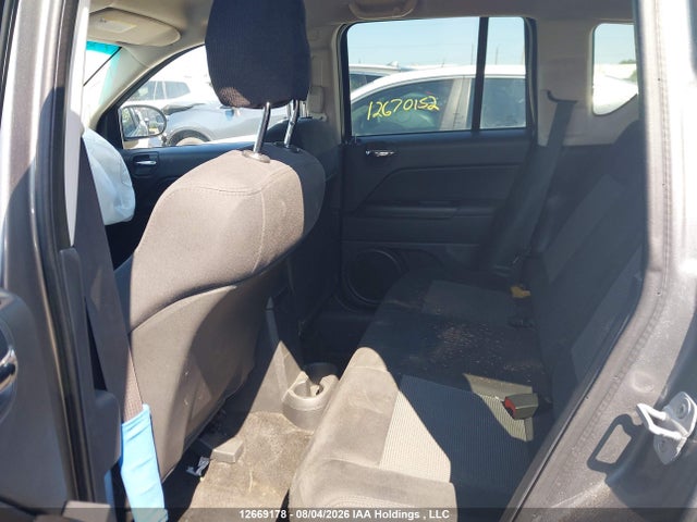 2011 Jeep Compass მანქანა იყიდება აუქციონზე, vin: 1J4NT4FB5BD284681, აუქციონის ნომერი: 12669178