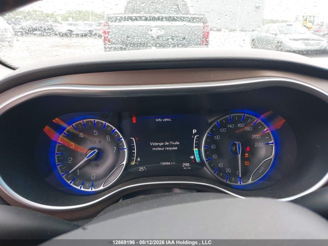 Chrysler Pacifica Touring-l 2018 2C4RC1EG6JR320182 Image 7