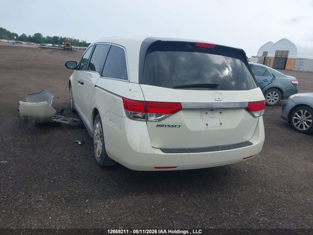 Honda Odyssey 2016 5FNRL5H27GB511895 Image 3