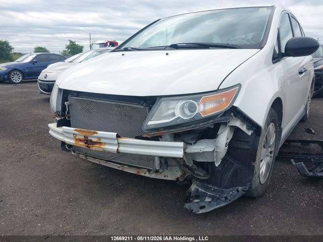 Honda Odyssey 2016 5FNRL5H27GB511895 Image 6