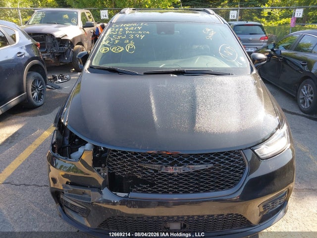 Chrysler Pacifica Limited 2025 2C4RC1GG6SR582394 Image 13