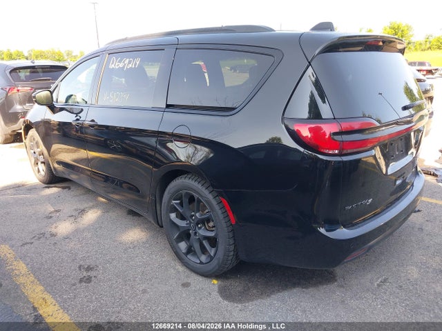 Chrysler Pacifica Limited 2025 2C4RC1GG6SR582394 Image 3