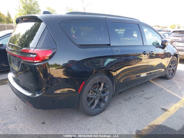Chrysler Pacifica Limited 2025 2C4RC1GG6SR582394 Image 4