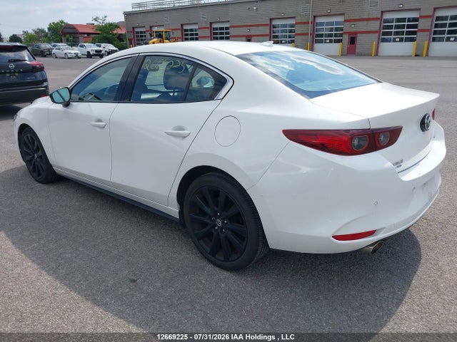 JM1BPBDY3R1657432 Mazda 3 Gt