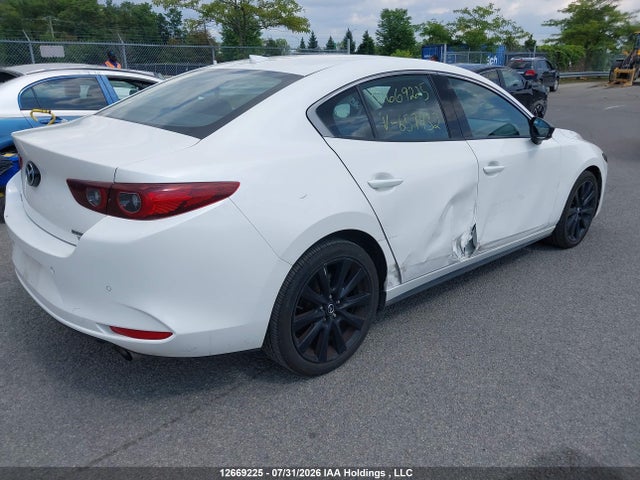 JM1BPBDY3R1657432 Mazda 3 Gt