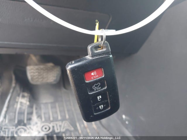 5TDJGRFH2KS076899 Toyota Highlander Hybrid Hybrid