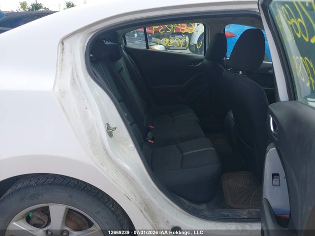 Продаж на аукціоні авто 2018 Mazda 3, vin: JM1BN1V71J1172281, номер лоту: 12669239