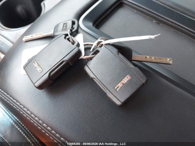 12669250 :رقم المزاد ، 1GKS2GKC6FR172058 vin ، 2015 Gmc Yukon Xl K1500 Sle مزاد بيع