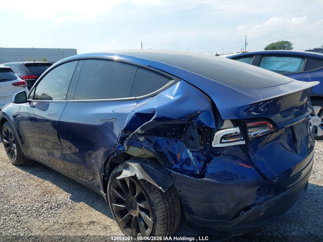Tesla Model Y 2022 7SAYGDEE4NF415392 Image 14