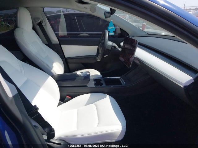 Tesla Model Y 2022 7SAYGDEE4NF415392 Image 5