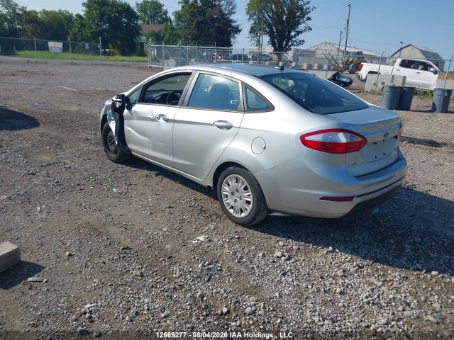 Ford Fiesta 2014 3FADP4BJ7EM129454 Image 3