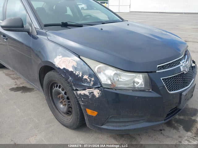 2014 Chevrolet Cruze 1lt მანქანა იყიდება აუქციონზე, vin: 1G1PC5SBXE7378108, აუქციონის ნომერი: 12669278