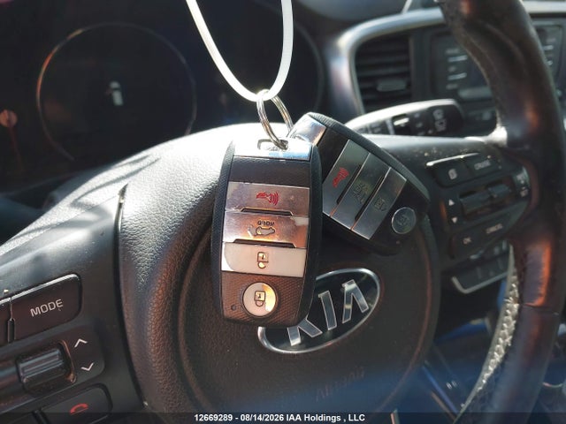KIA SORENTO EX 2016 5XYPHDA56GG142138 Image 11