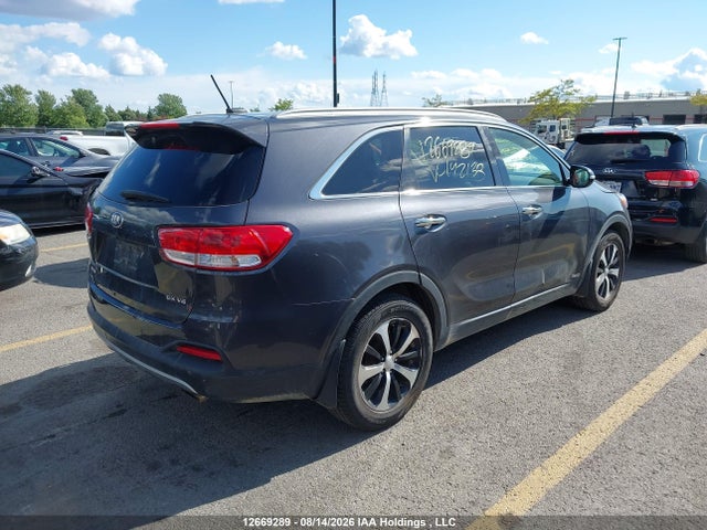 KIA SORENTO EX 2016 5XYPHDA56GG142138 Image 4
