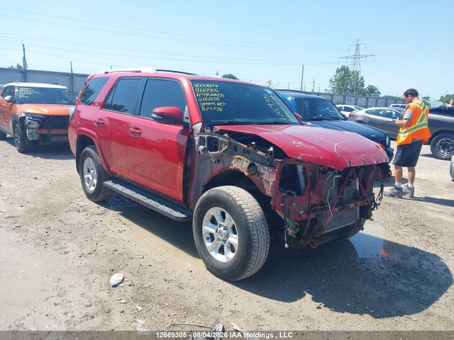 Toyota 4runner Sr5 V6 2014 JTEBU5JR3E5182838 головне зображення