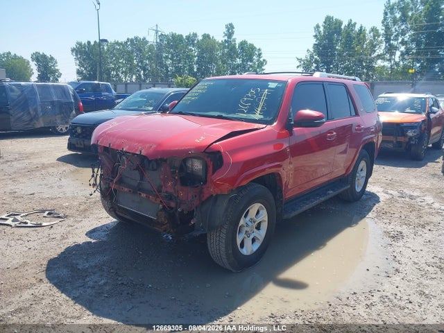 Toyota 4runner Sr5 V6 2014 JTEBU5JR3E5182838 Image 2