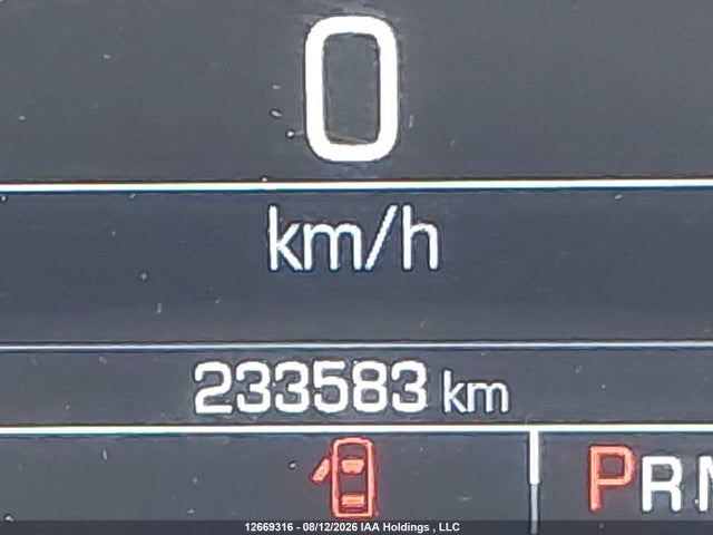1G1ZD5STXJF170051 Chevrolet MALIBU LT