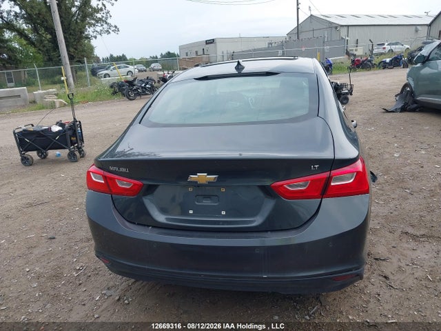 1G1ZD5STXJF170051 Chevrolet MALIBU LT