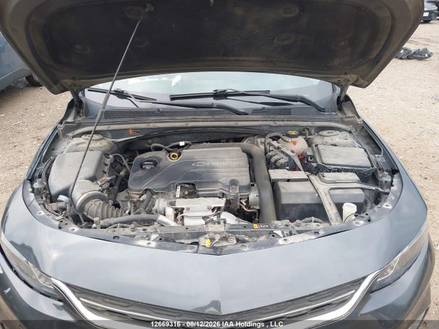 1G1ZD5STXJF170051 Chevrolet MALIBU LT