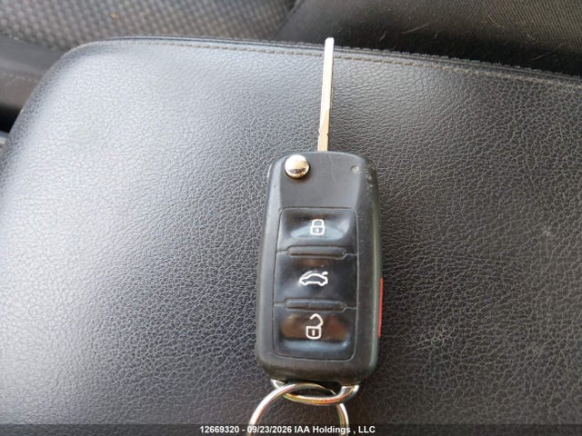Volkswagen PASSAT S 2014 1VWAH7A30EC013803 Image 11