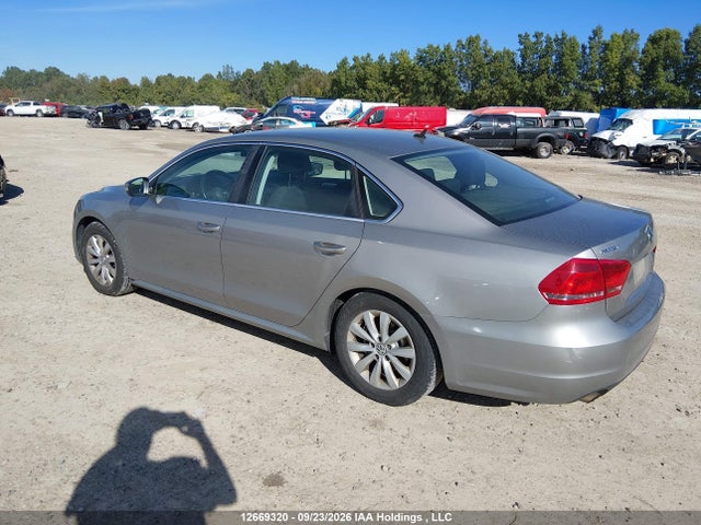 Volkswagen PASSAT S 2014 1VWAH7A30EC013803 Image 3