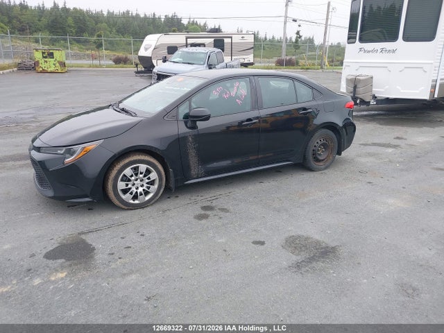 5YFBPMBE6MP152249 Toyota COROLLA LE