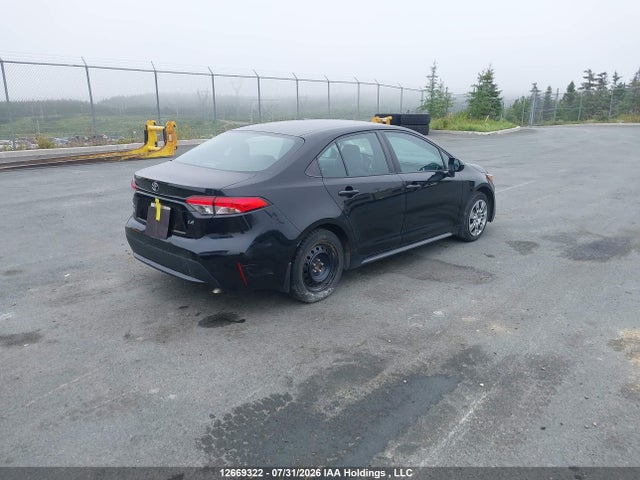 5YFBPMBE6MP152249 Toyota COROLLA LE