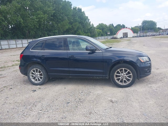 12669340 :رقم المزاد ، WA1CKCFP0BA084065 vin ، 2011 Audi Q5 3.2 مزاد بيع