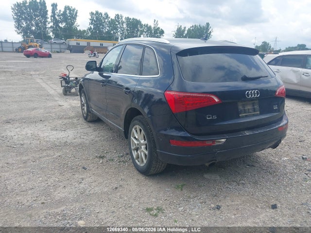 12669340 :رقم المزاد ، WA1CKCFP0BA084065 vin ، 2011 Audi Q5 3.2 مزاد بيع
