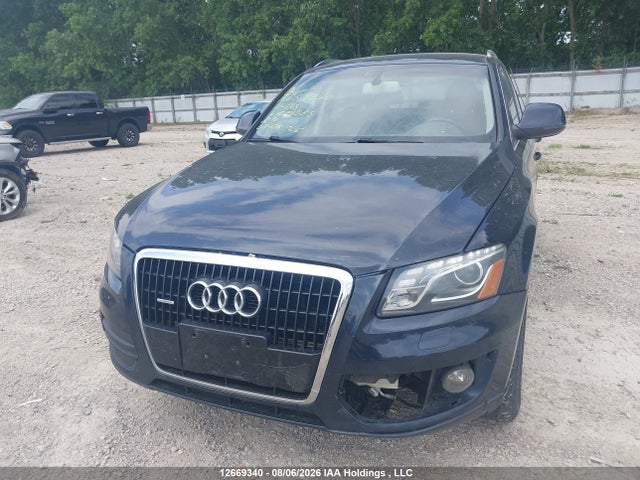 12669340 :رقم المزاد ، WA1CKCFP0BA084065 vin ، 2011 Audi Q5 3.2 مزاد بيع