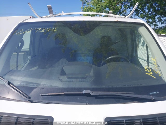 Ford Transit-150 2018 1FTYE1ZV6JKA49847 Image 16