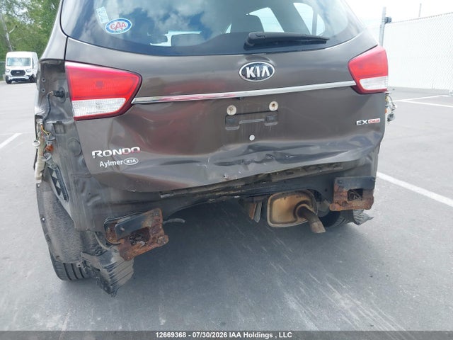 KIA Rondo 2015 KNAHU8A30F7077432 Image 6