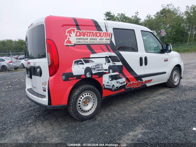 12669406 :رقم المزاد ، ZFBERFBT2F6955784 vin ، 2015 Ram Promaster City Slt مزاد بيع