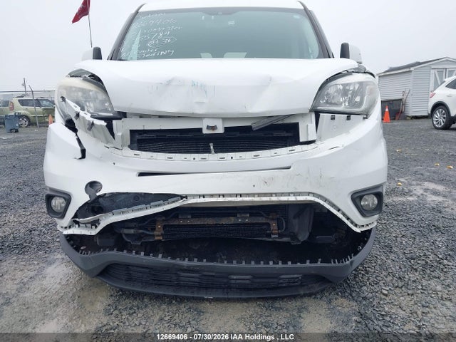 12669406 :رقم المزاد ، ZFBERFBT2F6955784 vin ، 2015 Ram Promaster City Slt مزاد بيع