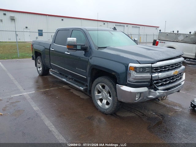 12669413 :رقم المزاد ، 3GCUKSEJ2JG407324 vin ، 2018 Chevrolet Silverado 1500 1lz مزاد بيع