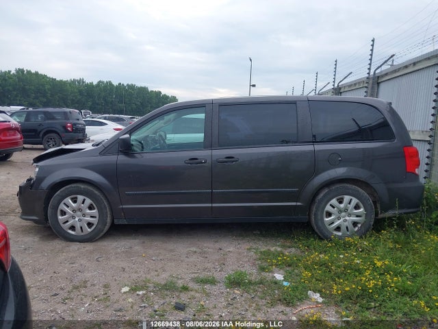 2C4RDGBG8GR392823 Dodge Grand Caravan Se