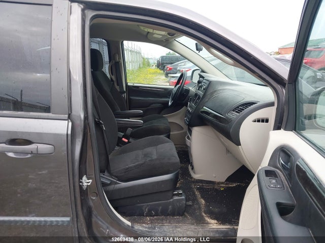 2C4RDGBG8GR392823 Dodge Grand Caravan Se