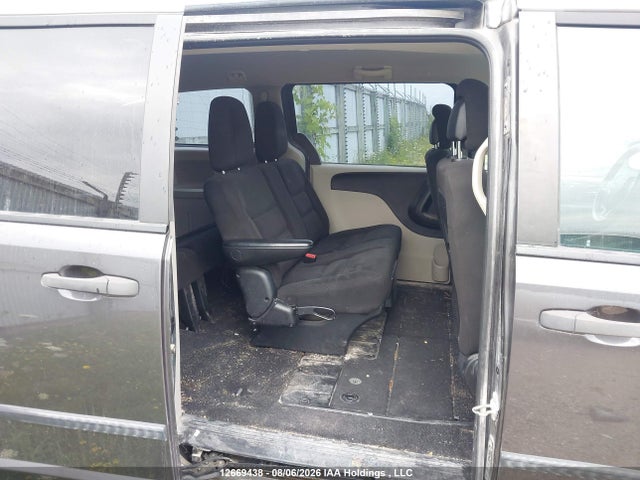 2C4RDGBG8GR392823 Dodge Grand Caravan Se