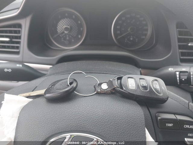 12669440 :رقم المزاد ، KMHD74LF3KU737706 vin ، 2019 Hyundai Elantra Se مزاد بيع