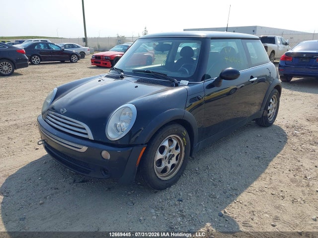 Продажа на аукционе авто 2005 Mini Cooper Classic, vin: WMWRC334X5TJ64227, номер лота: 12669445