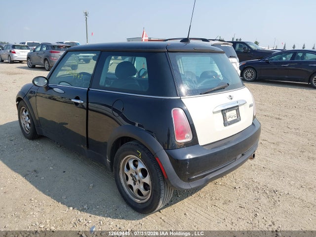 Продажа на аукционе авто 2005 Mini Cooper Classic, vin: WMWRC334X5TJ64227, номер лота: 12669445