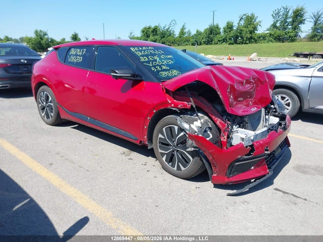 KIA Ev6 Long Range W/gt-line Pkg 1/long Range W/gt-line Pkg 2 2022 KNDC4DLC5N5064737 main image