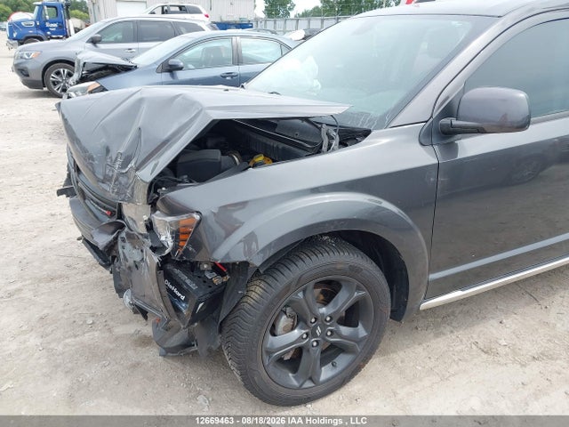 3C4PDDGG0JT523665 Dodge Journey Crossroad