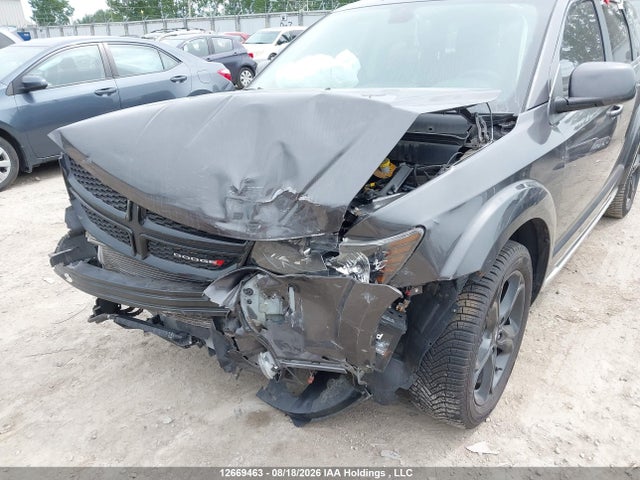 3C4PDDGG0JT523665 Dodge Journey Crossroad