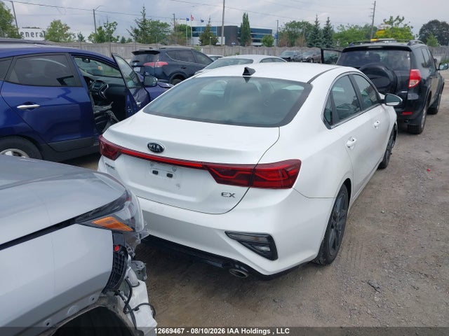 3KPF54AD2ME365586 KIA Forte Ex/ex Premium/ex+