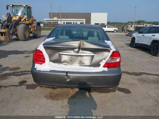2004 Toyota Camry მანქანა იყიდება აუქციონზე, vin: 4T1BE32K84U804549, აუქციონის ნომერი: 12669478