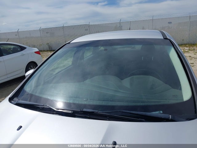 Ford FOCUS SE 2018 1FADP3K22JL306071 Image 16